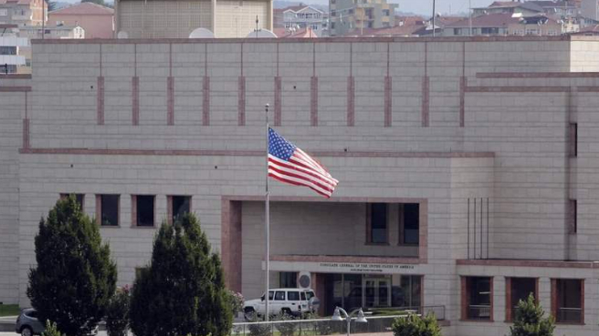 السفارة الأميركية: ديروشر زار لبنان والمناقشات مثمرة