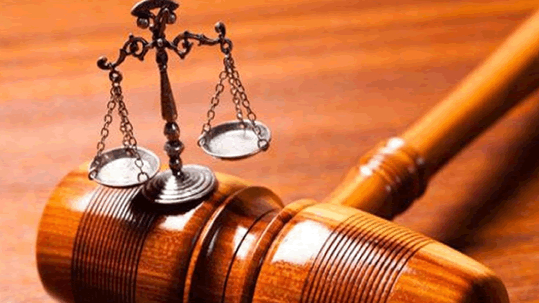 تعميمان للقاضي عويدات عن قرارات التوقيف والإخلاءات والاستجواب الالكتروني