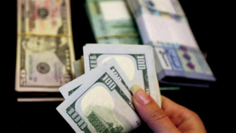 البراكس: توقف مصرف لبنان عن تأمين الدولار للشركات لإستيراد البنزين يؤدي الى إرتفاع سعر الصرف