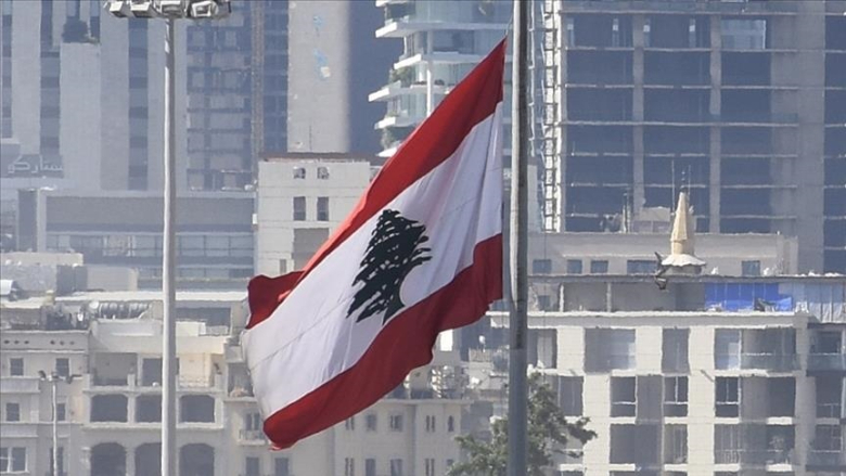 الكيان اللبناني.. مصادَراً