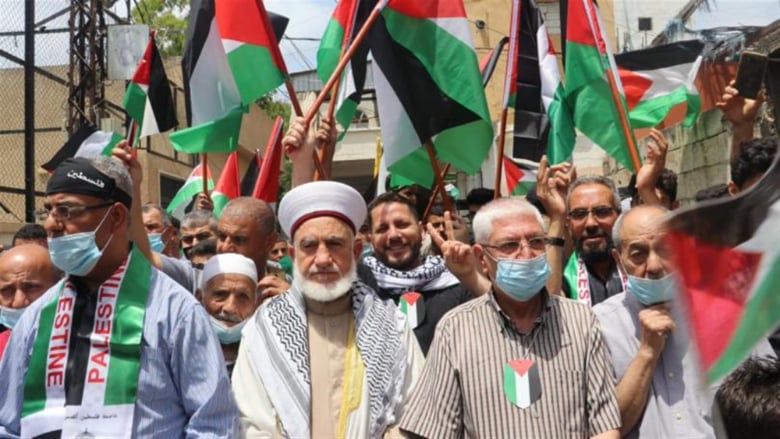 مسيرة لفتح في مخيم البص صور دعما لمقاومة الشعب الفلسطيني