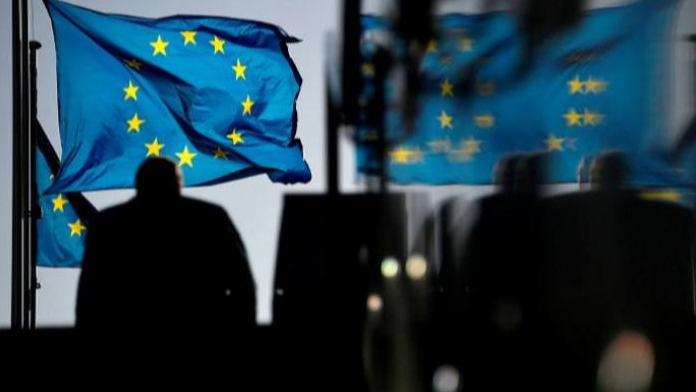 الاتحاد الأوروبي عن اعتذار الحريري: لاستشارات دون تأخير