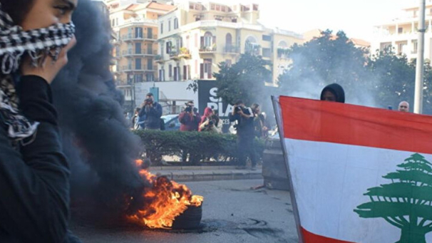 الوضع في لبنان على جانب كبير من الخطورة.. تحرّكات مشبوهة ومحاولات للتخريب