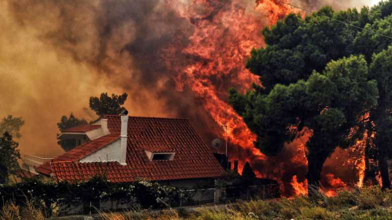 السيطرة على واحد من "أسوأ الحرائق" في قبرص