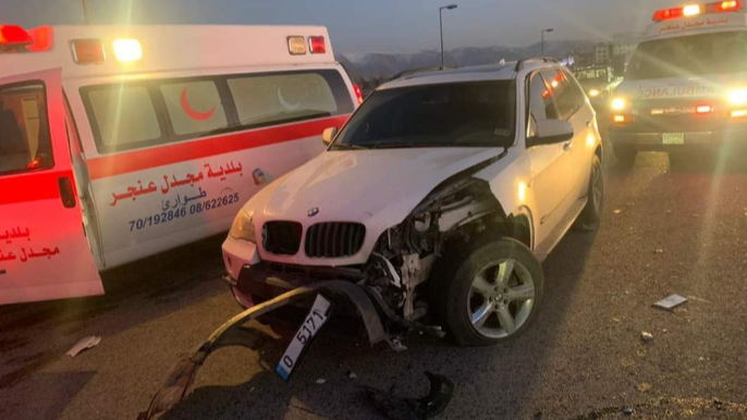 ثلاثة جرحى في حادث سير على الأوتوستراد العربي في زحلة