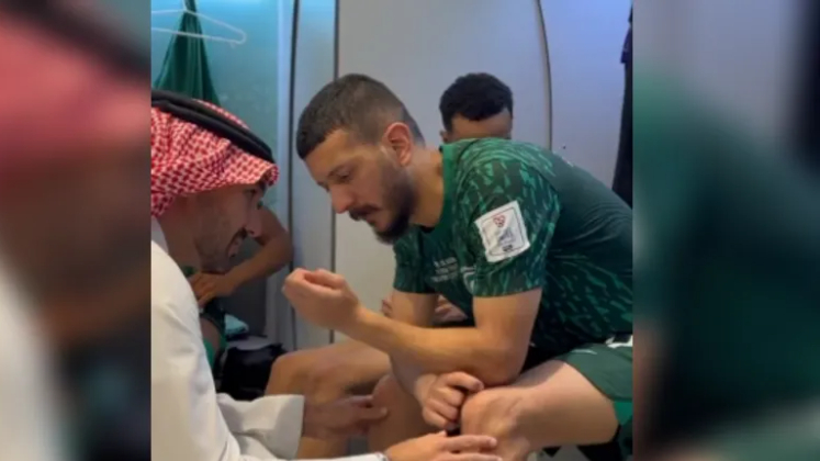 بالفيديو: ماذا قال وزير الرياضة السعودي بعد الخسارة أمام بولندا؟