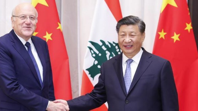 ميقاتي التقى الرئيس جينبينغ خلال القمة العربية-الصينية في السعودية