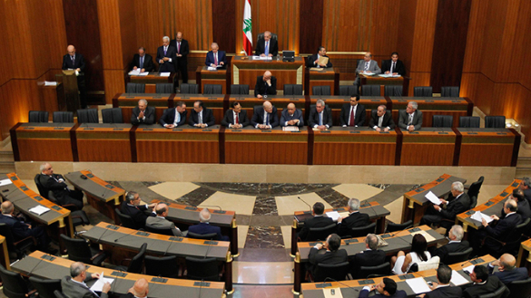 هل يصوّت "لبنان القوي" لمرشّح بدل الورقة البيضاء الخميس؟