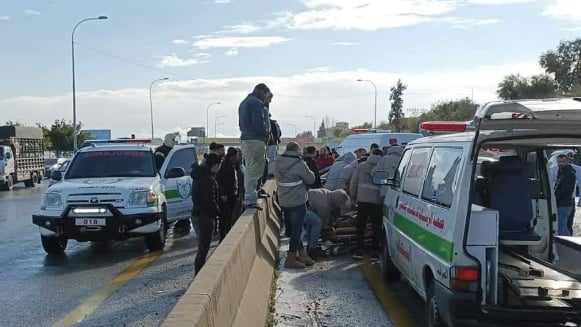 إصابة عدد من عناصر الجيش بجروح في حادث سير على أوتوستراد عدلون