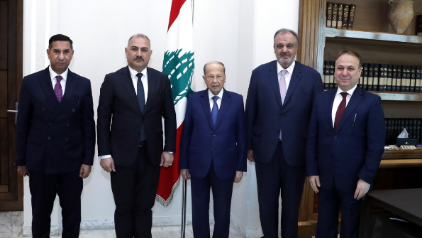 عون التقى وزير الصناعة والمعادن العراقي وبحث في التعاون القائم بين البلدين