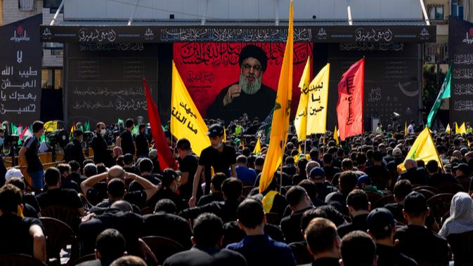 حزب الله يحاصر "القوات" ويخترق السنة المشرذمين.. ومستقبليون يساعدونه