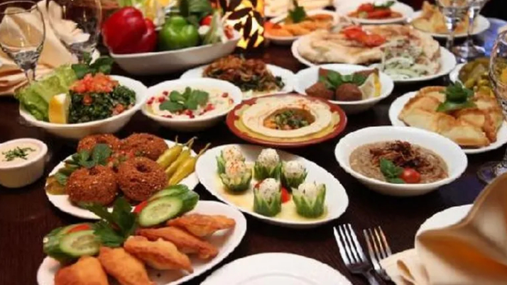 أطباق اللبنانيّين بلا لحوم.. والصحّة في خطر!