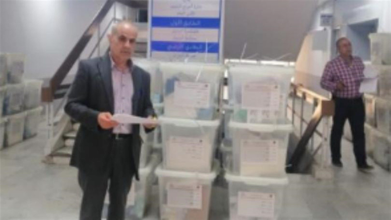 قائمقام البترون تسلّم 143 صندوق اقتراع لزوم العملية الانتخابية