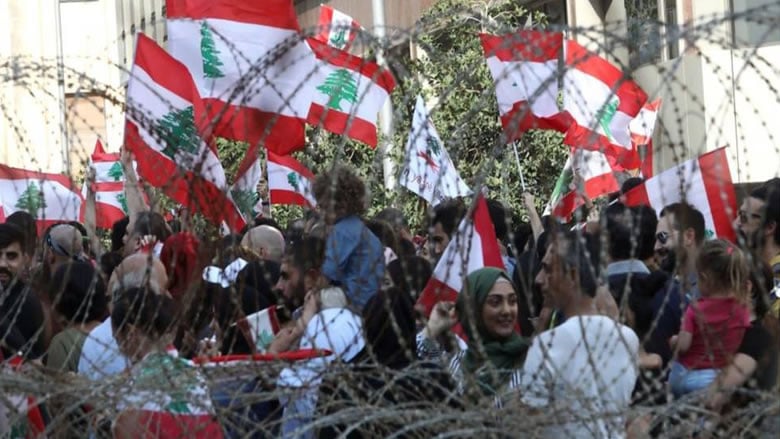 مساعٍ حثيثة لإنقاذ لبنان قبل السقوط الكبير