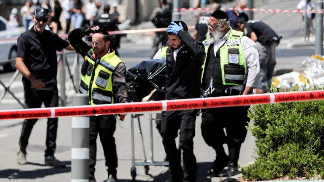عملية طعن جديدة تطال إسرائيليين... ومقتل ثلاثة
