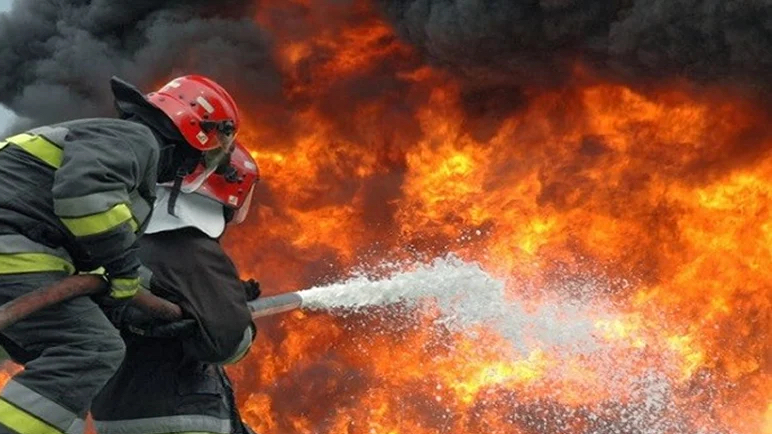 إخماد حريق اندلع في خراج بلدة حيزوق العكارية