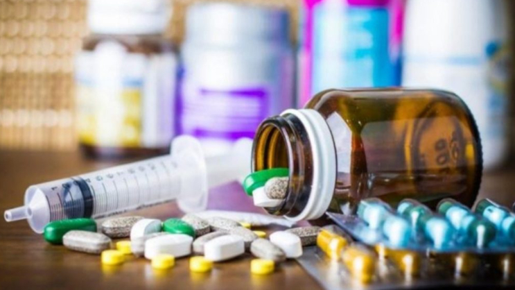 وفد مجلس نقابة مصانع الأدوية عرض مع كركي كيفية تطبيق القانون 287