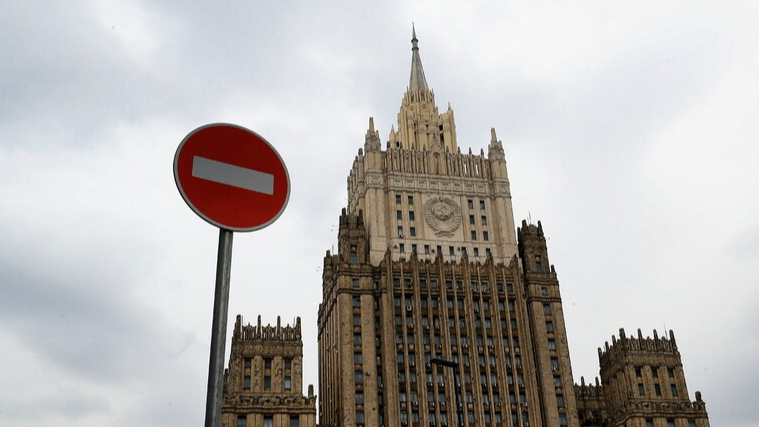 موسكو تستدعي سفيرة سريلانكا احتجاجاً على احتجاز طائرة روسية