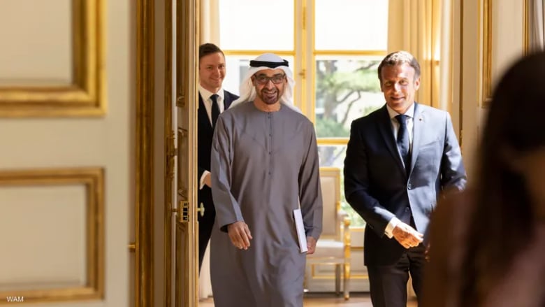 محمد بن زايد وماكرون يبحثان تعزيز تعاون الإمارات وفرنسا