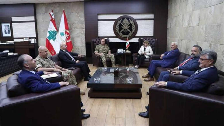 قائد الجيش استقبل وفد لجنة التنسيق اللبنانية - الأميركية.. وبحثٌ في سبل دعم الجيش