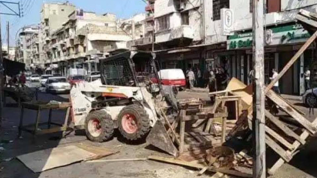 هل تنجح عمليّة إزالة العربات والبسطات من شوارع طرابلس؟