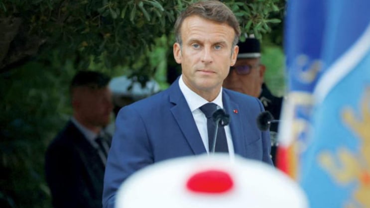 الدبلوماسية الفرنسية تتحرك مع ماكرون لمواجهة التحديات