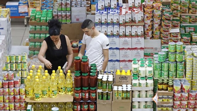 بالفيديو: سلامة غذاء اللبنانيين مهددة.. هل نسمع مجدداً بمطابق وغير مطابق؟