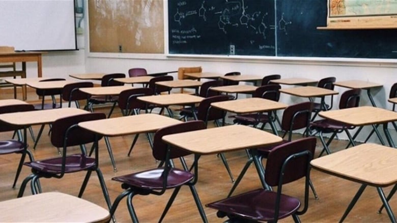 الحلبي أصدر قرارا حول تنظيم توزيع أيام وحصص التدريس للعام الدراسي 2022/2023