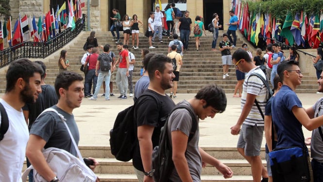 "فوبيا" تنتشرُ بين الشباب في لبنان... ما أسبابها؟