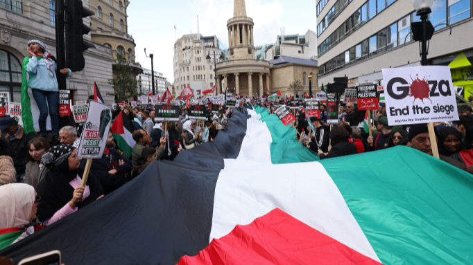 بالفيديو: في لندن.. مسيرة حاشدة "من أجل فلسطين"