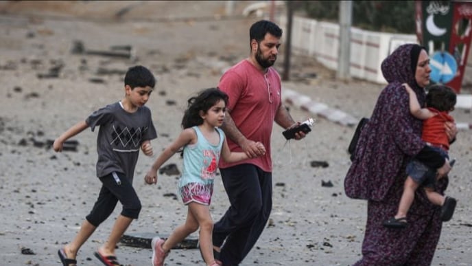 جنبلاط لبلينكن: أين يبقى الناس في غزة إذا لم يتم ترك منازل؟