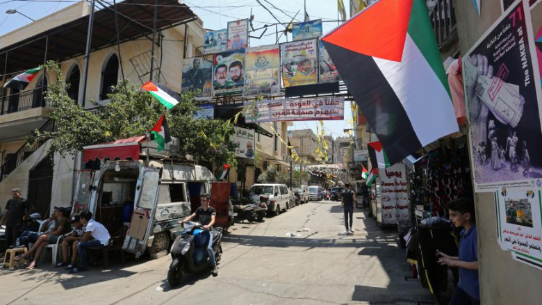المخيّمات الفلسطينية في لبنان تعلن النفير العام