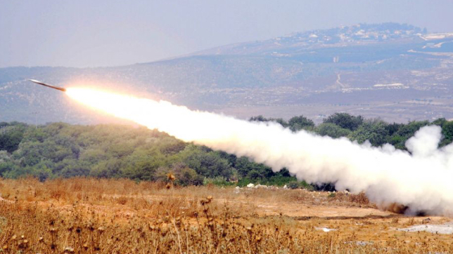 "الحزب": هجوم جديد بصاروخي بركان على موقع ثكنة برانيت