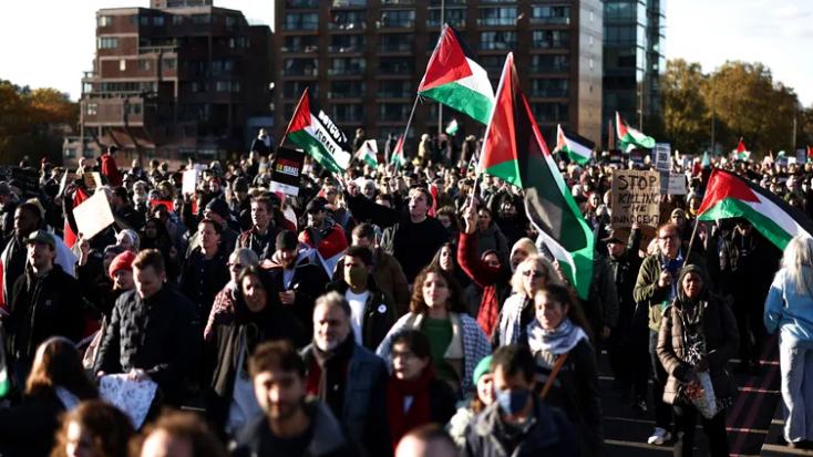 استمرار المظاهرات المؤيدة للفلسطينيين في لندن