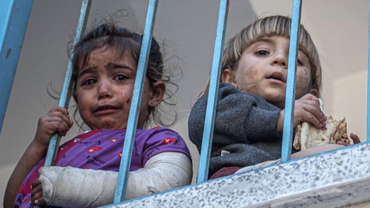 غزة مقبرة للأطفال.. القوانين الانسانية الدولية حبر على ورق لدى إسرائيل
