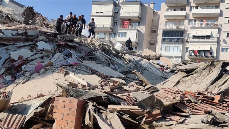 حصيلة ضحايا كارثة الزلزال تتخطى 36 ألفا.. وتسجيل آلاف الهزات