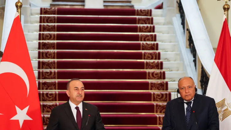 زيارة وزير خارجية تركيا الى القاهرة.. وبحثُ في استعادة العلاقات الثنائية