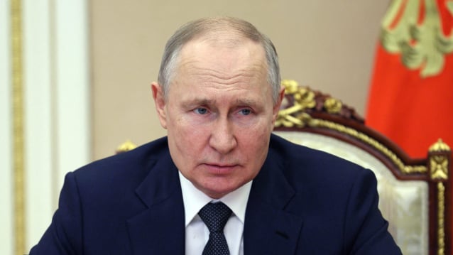 بوتين يُحذّر.. "نشر" أسلحة نووية في بيلاروسيا