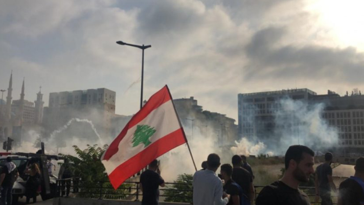 لبنان على صفيح ساخن... هل ينفجر الشارع؟