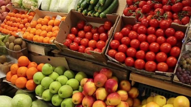 بالفيديو: أسعار الخضار والفاكهة الى انخفاض بعد العاصفة