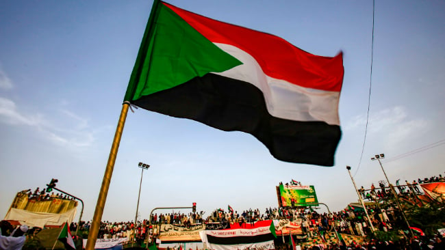 السودان: مسؤوليّة الأحزاب والأفكار والنماذج عن انقلابات العسكر