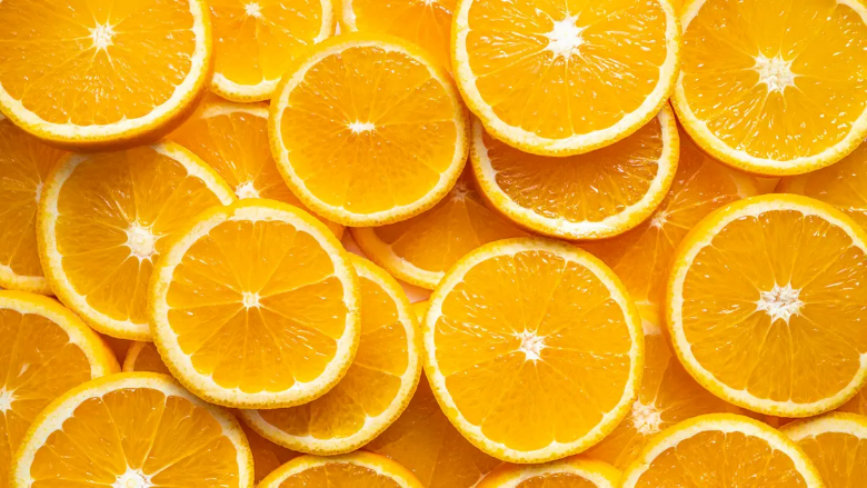 10 أطعمة تحتوي على فيتامين C أكثر من البرتقال