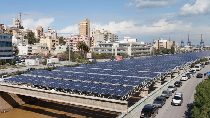 هل يعتمد لبنان على الشمس بديلاً لكهرباء الدولة؟