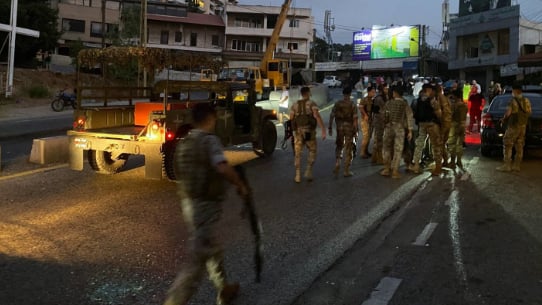 شاحنة سلاح لـ"حزب الله" تهز أمن لبنان!