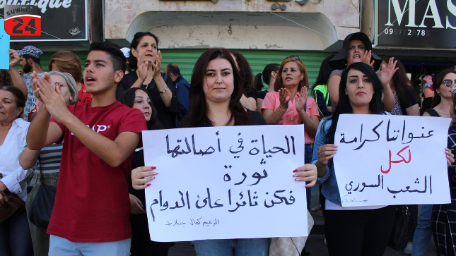 جنبلاط: دروز سوريا يريدون الحرية بعيداً عن نظام الاستبداد.. والحذر من اليمين الصهيوني