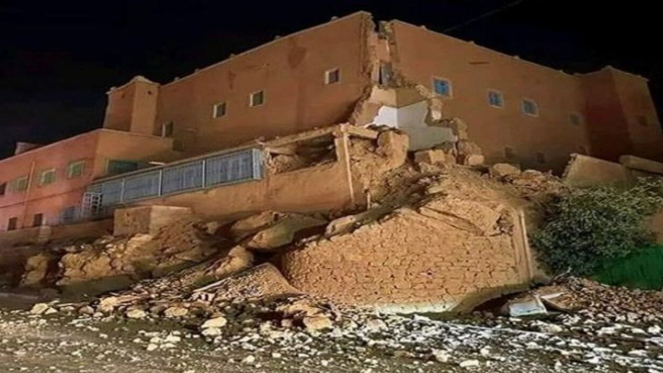 بعد زلزال المغرب.. ماكرون يعرض المساعدة!