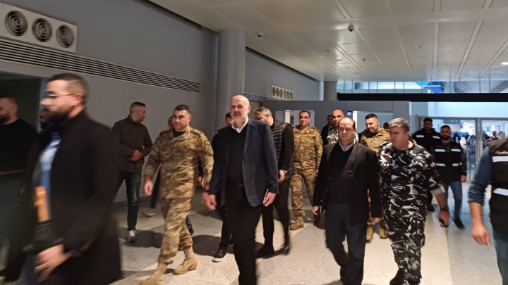 وزير الداخلية يتفقد أنظمة التفتيش في مطار بيروت