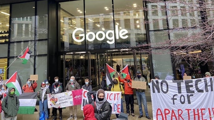 "غوغل" تطرد 28 موظفاً احتجوا على صفقة مع إسرائيل